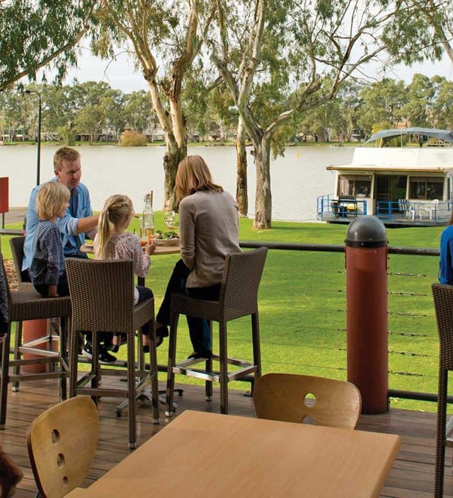 Food and drink in the Murray River, Lakes and Coorong